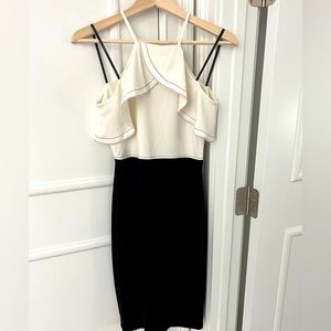 Like new. Laundry by Shelli Segal dress
